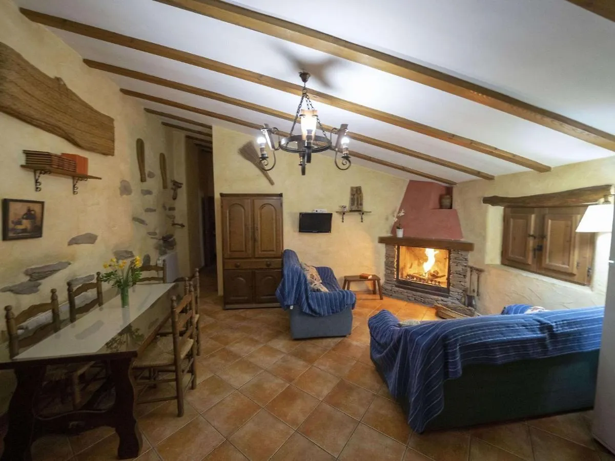 Tasteful Holiday Home In Laroya With Shared Pool
