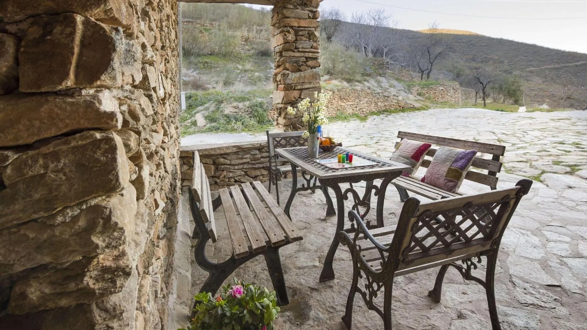 Tasteful Holiday Home In Laroya With Shared Pool